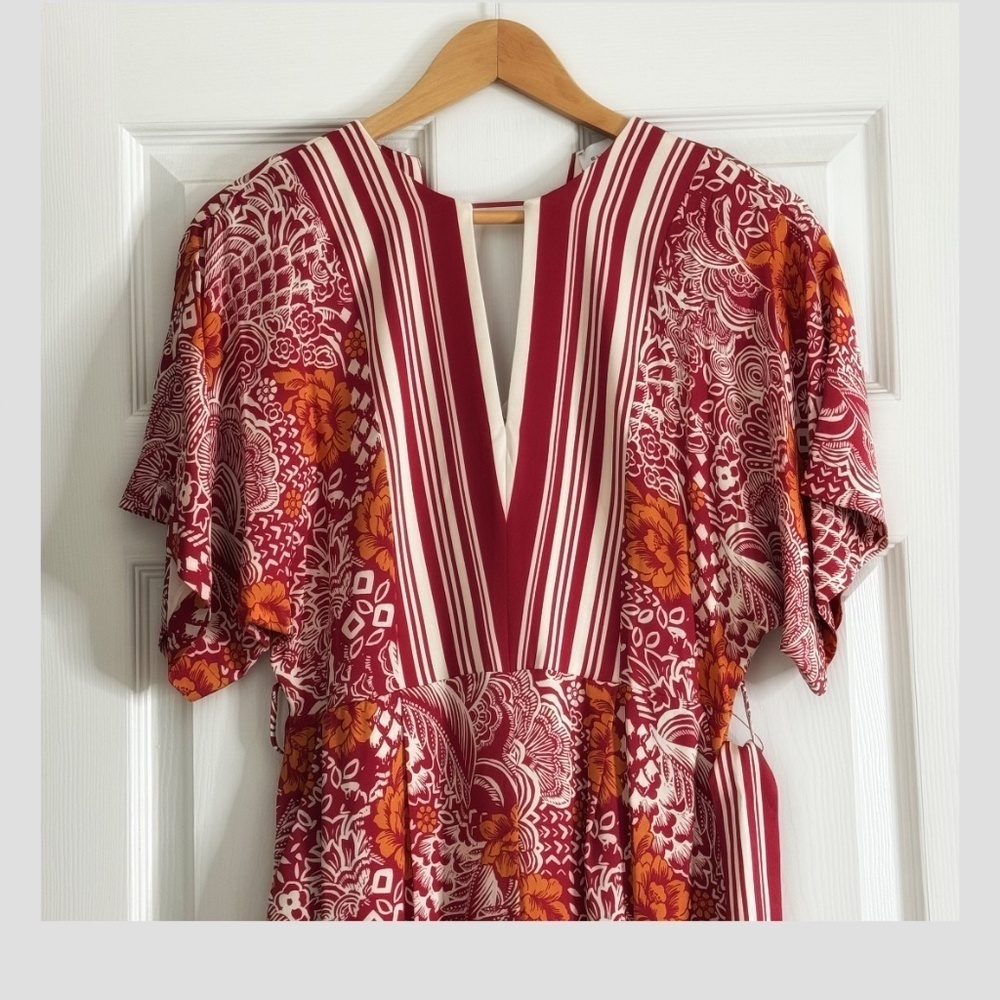 Elie Tahari Jumpsuit Silk Occasion Jumpsuit Botanical All Over Print V-Neck Belt - Picture 3 of 16
